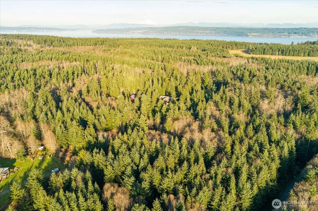 261 Aloha Place Coupeville WA 98239