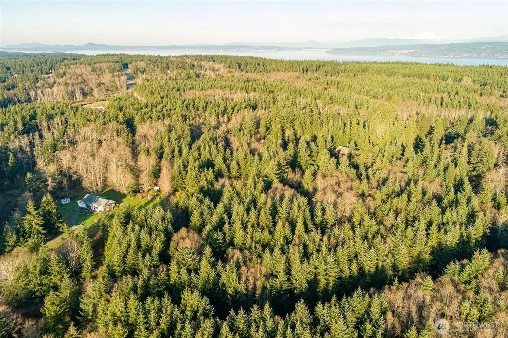 261 Aloha Place Coupeville WA 98239