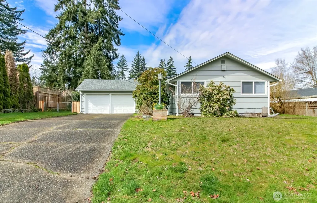 1317 Stillwell Street NE Olympia WA 98516