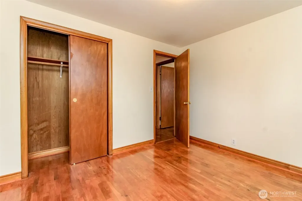 1317 Stillwell Street NE Olympia WA 98516