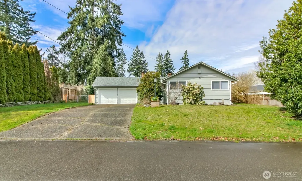 1317 Stillwell Street NE Olympia WA 98516