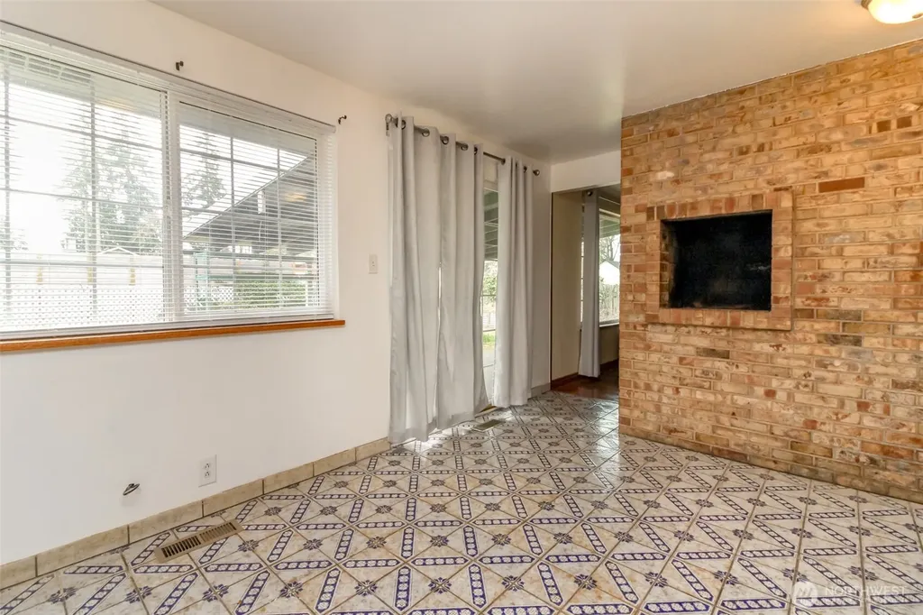 1317 Stillwell Street NE Olympia WA 98516
