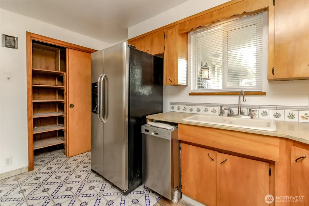 1317 Stillwell Street NE Olympia WA 98516