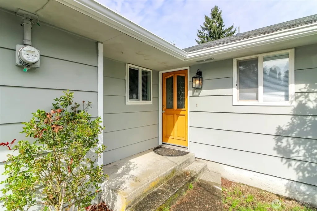 1317 Stillwell Street NE Olympia WA 98516