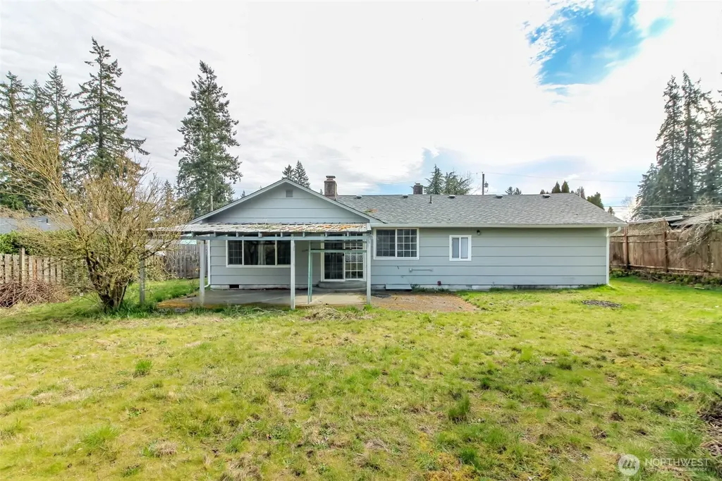 1317 Stillwell Street NE Olympia WA 98516