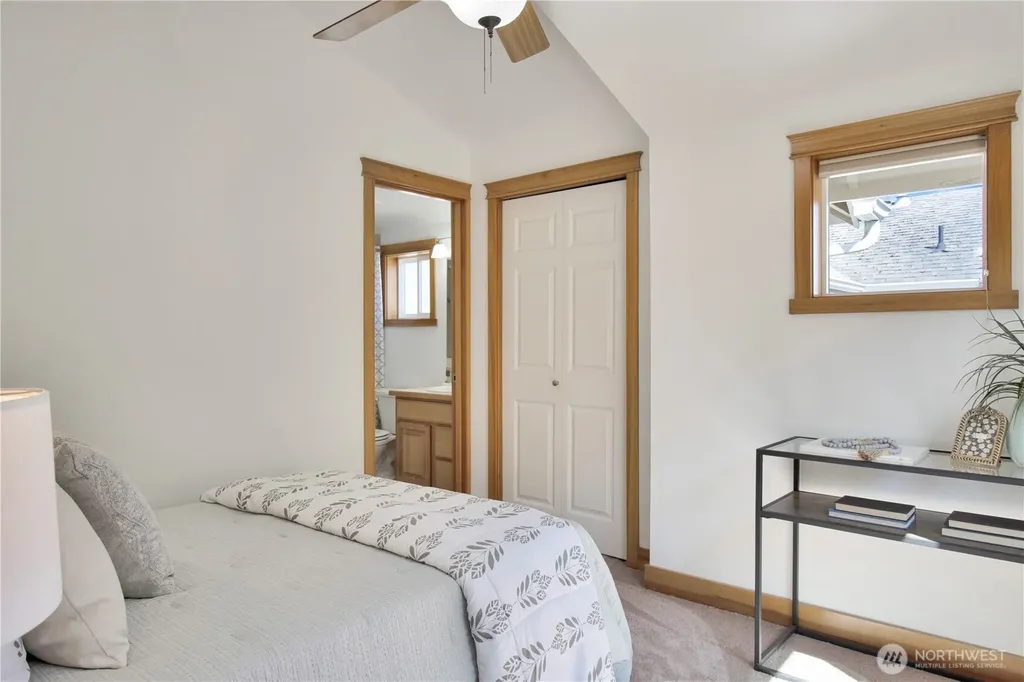 8515 Stone Avenue N Seattle WA 98103