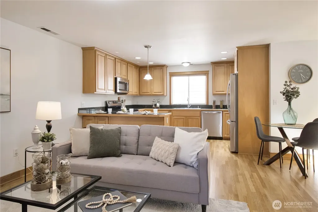 8515 Stone Avenue N Seattle WA 98103