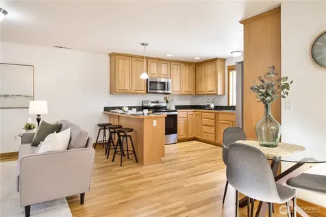 8515 Stone Avenue N Seattle WA 98103