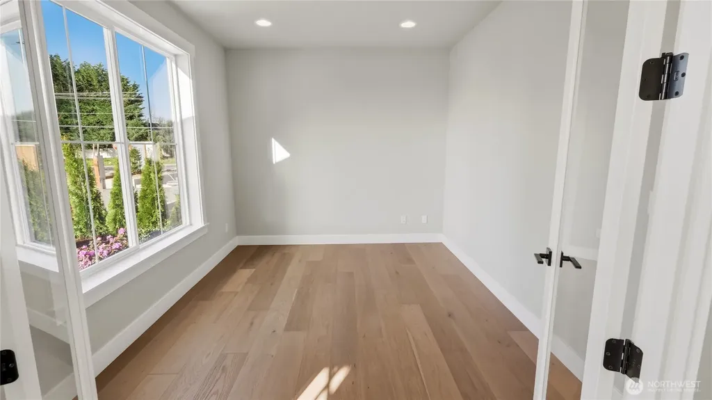 3525 173rd Place SW Lynnwood WA 98037