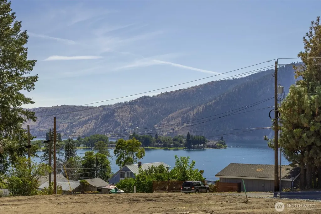 20 Indigo Lane Manson WA 98831