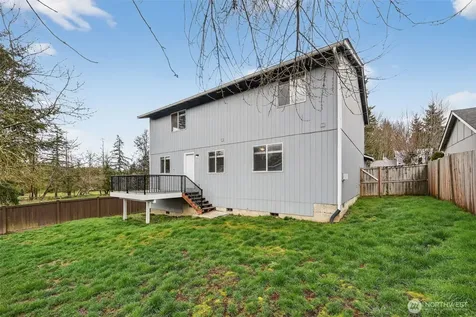 8402 147th St Court E Puyallup WA 98375