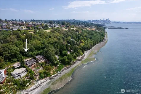 23 Perkins Lane W Seattle WA 98199