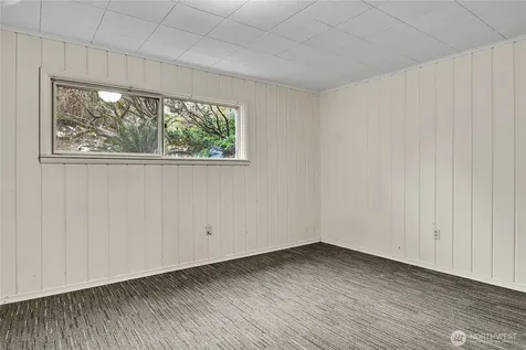 921 Sunset Way Bellevue WA 98004