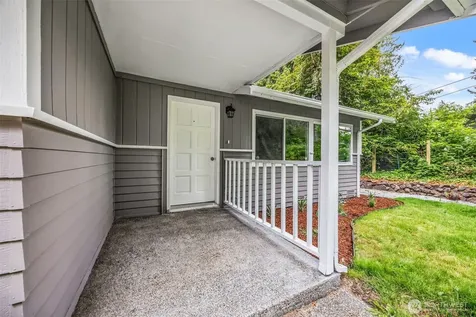 9921 64th Avenue Ct E Puyallup WA 98373