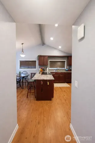 7417 NE 170th Street Kenmore WA 98028