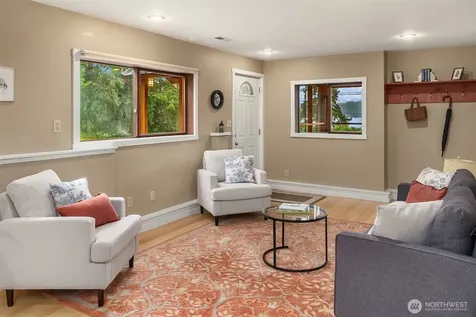 8121 SW 222nd Place Vashon WA 98070