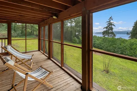 8121 SW 222nd Place Vashon WA 98070