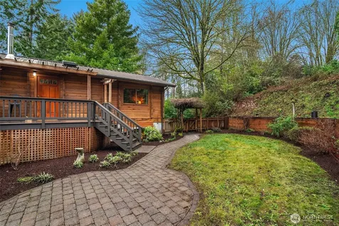 8121 SW 222nd Place Vashon WA 98070