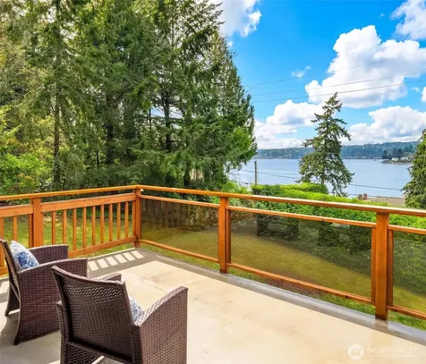 8121 SW 222nd Place Vashon WA 98070