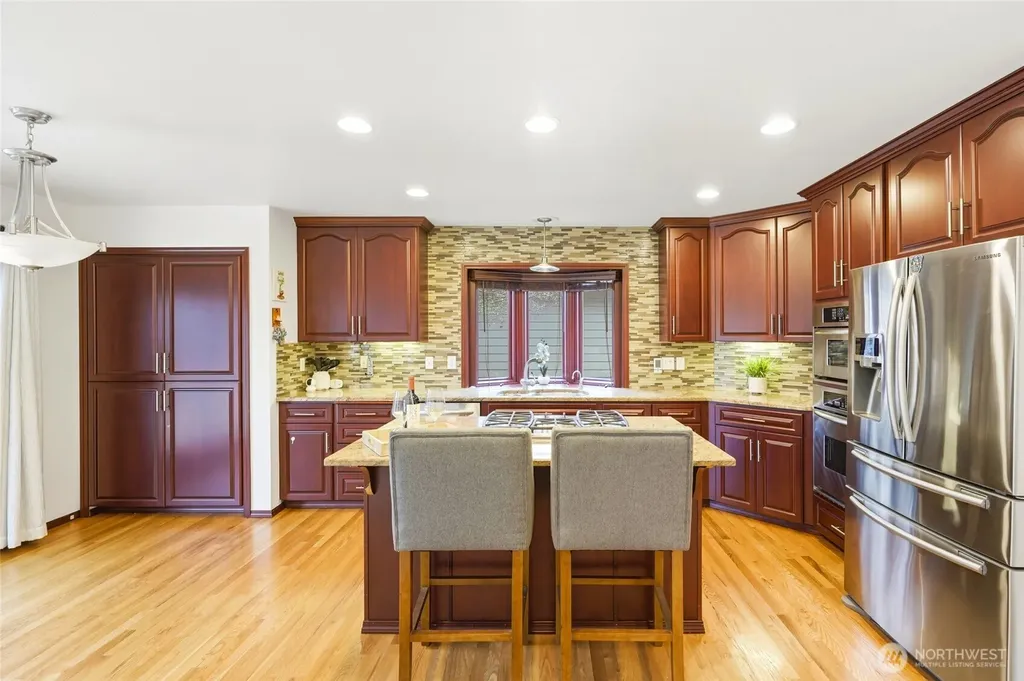 13945 SE 159th Place Renton WA 98058
