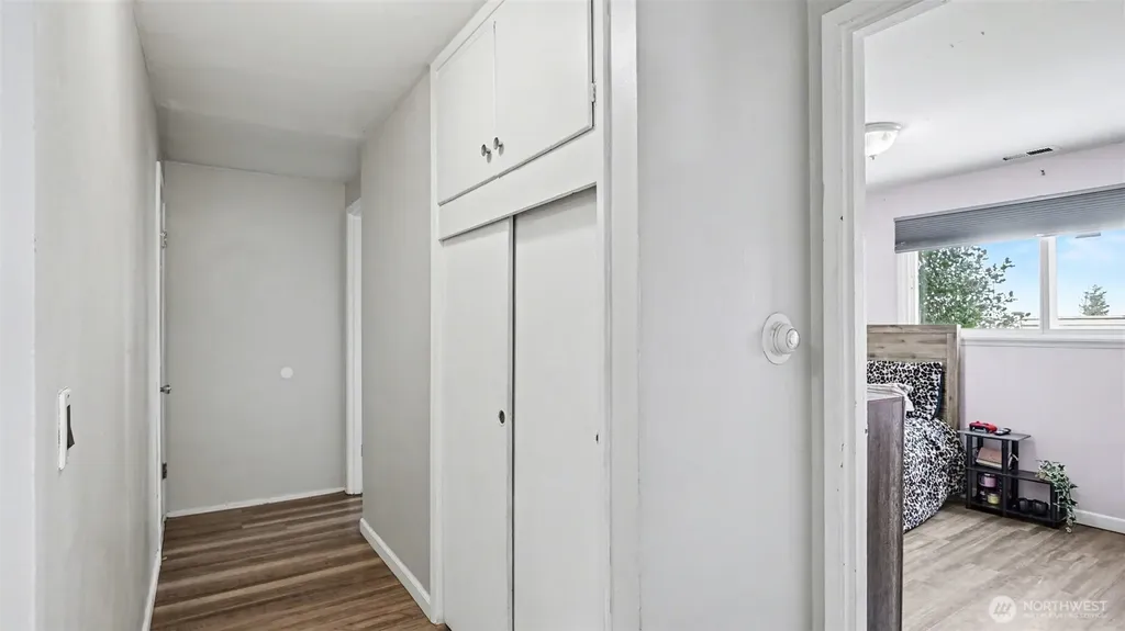 20005 14th Avenue S Seatac WA 98198