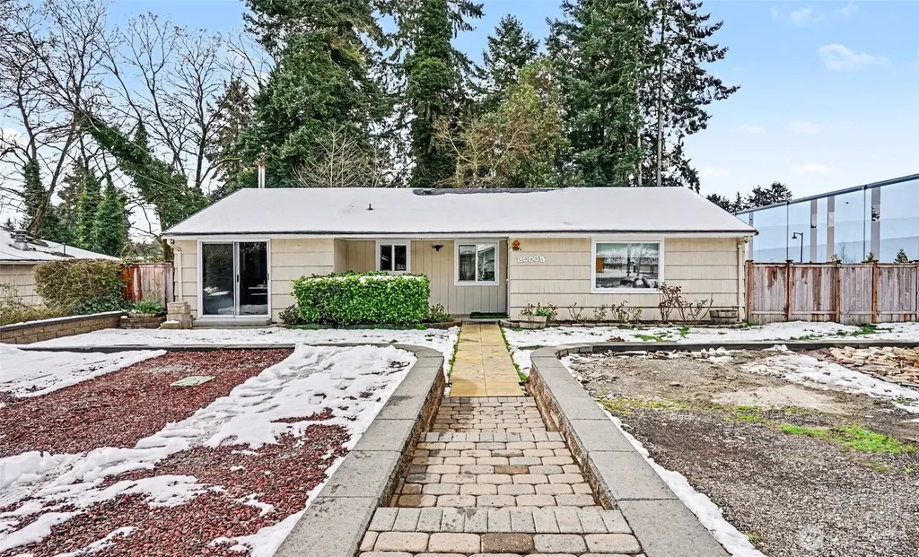 20005 14th Avenue S Seatac WA 98198