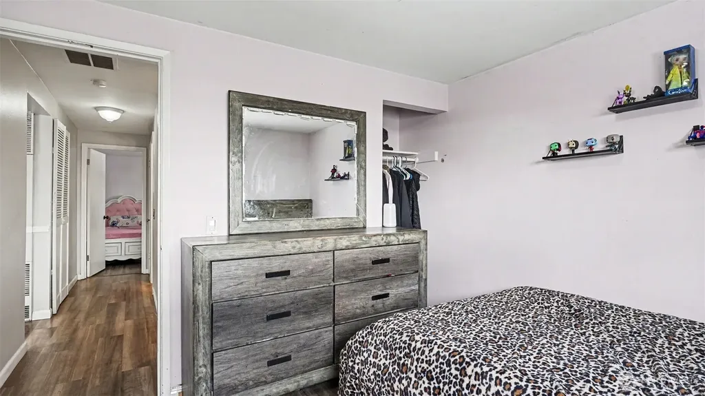 20005 14th Avenue S Seatac WA 98198