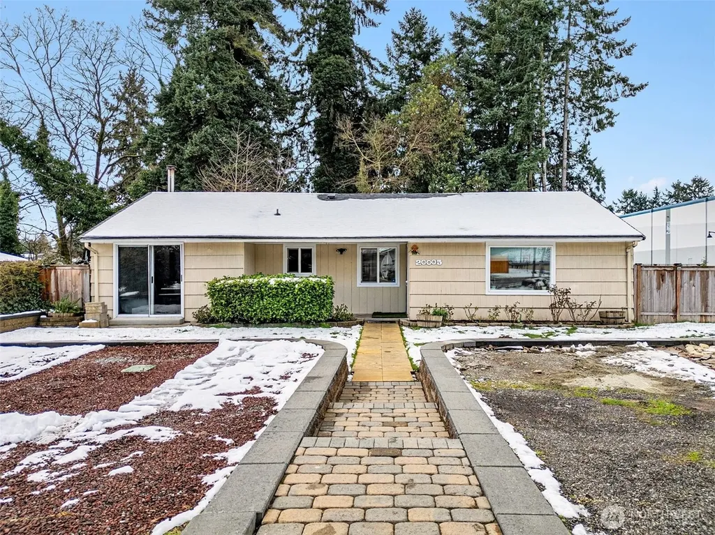 20005 14th Avenue S Seatac WA 98198