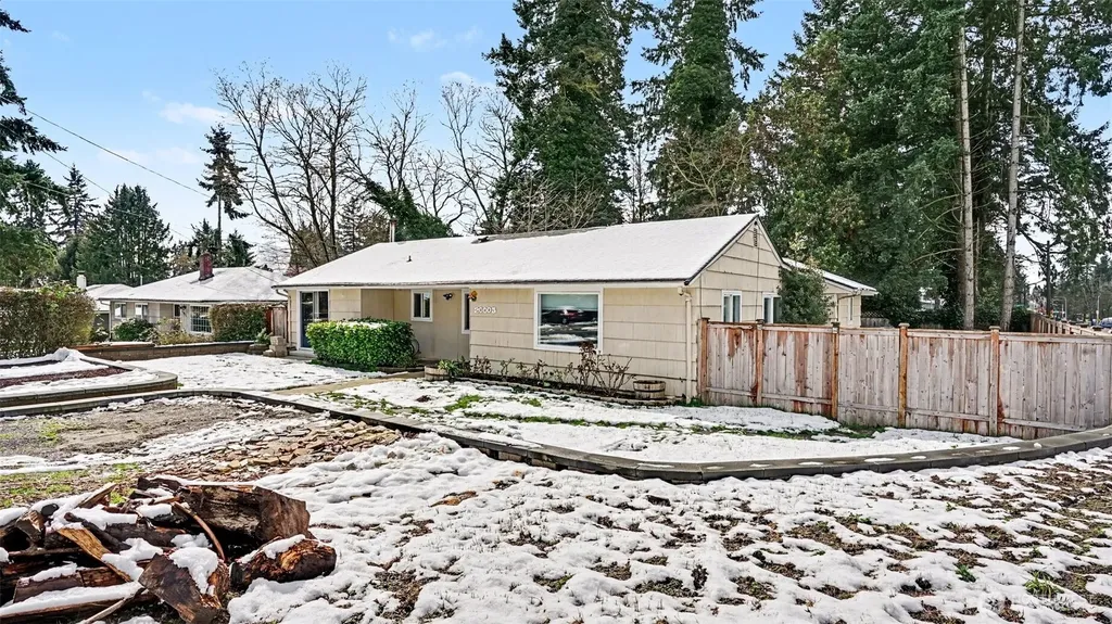 20005 14th Avenue S Seatac WA 98198