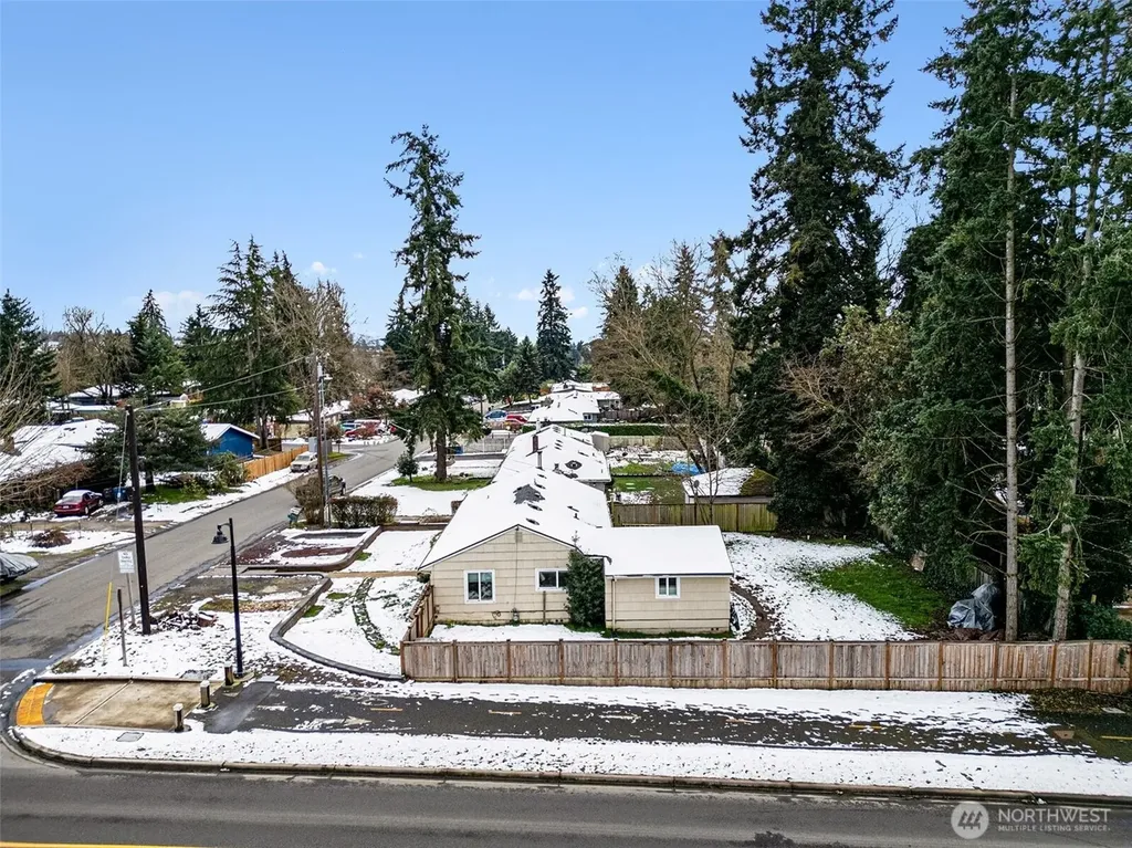 20005 14th Avenue S Seatac WA 98198