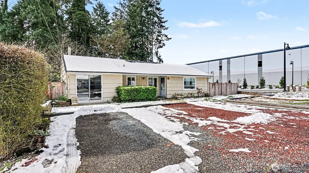 20005 14th Avenue S Seatac WA 98198