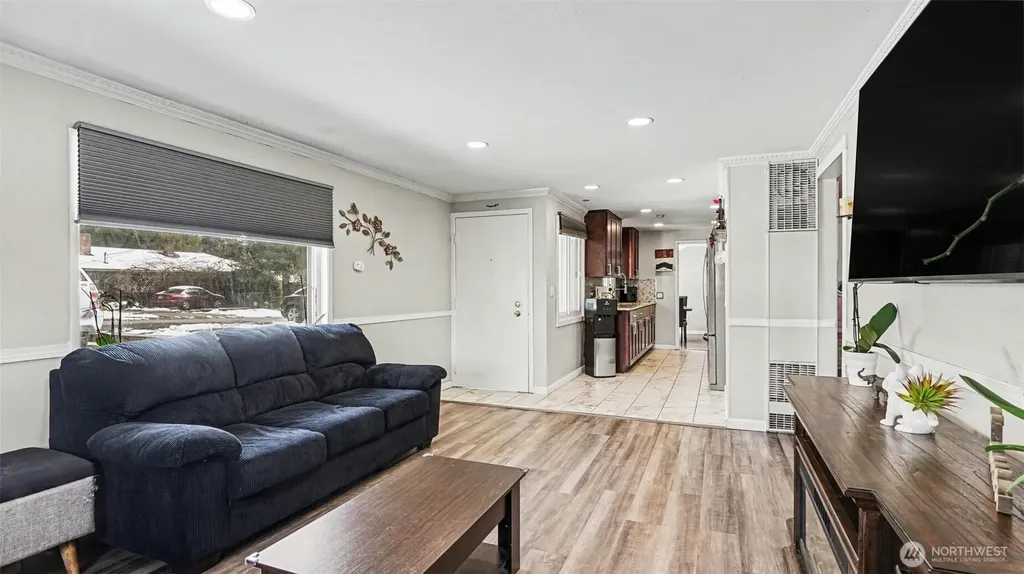 20005 14th Avenue S Seatac WA 98198