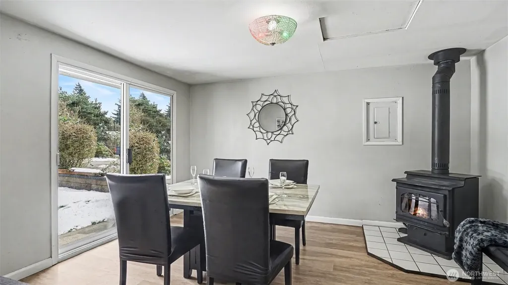 20005 14th Avenue S Seatac WA 98198