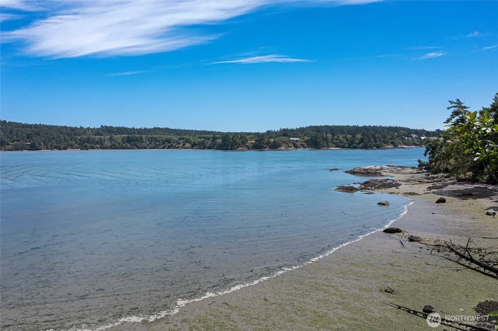 16 Bayshore Road Friday Harbor WA 98250