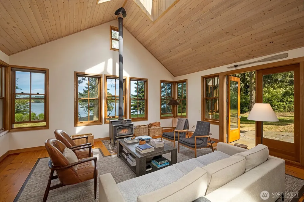 16 Bayshore Road Friday Harbor WA 98250