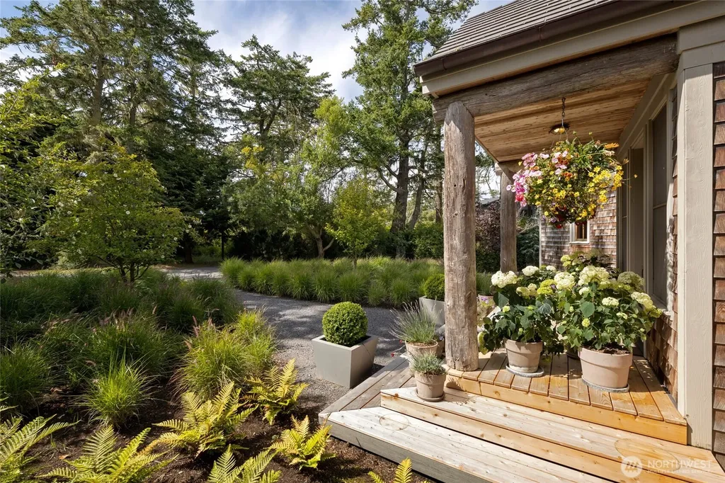 16 Bayshore Road Friday Harbor WA 98250