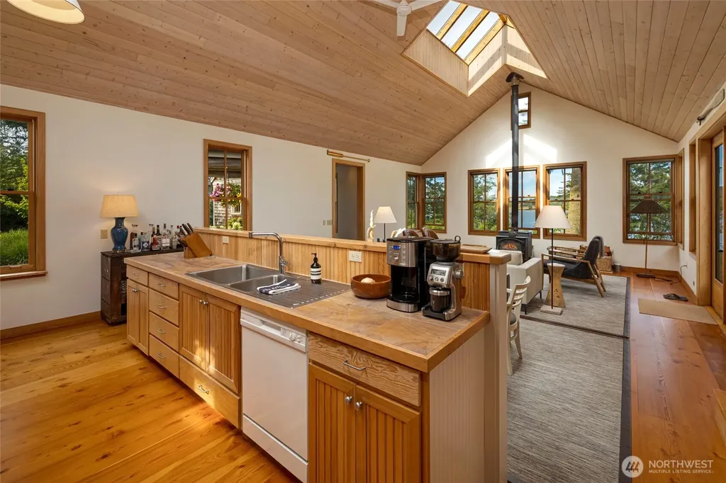 16 Bayshore Road Friday Harbor WA 98250