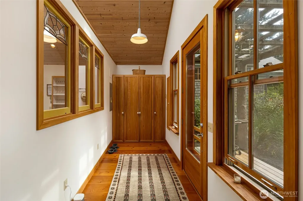 16 Bayshore Road Friday Harbor WA 98250