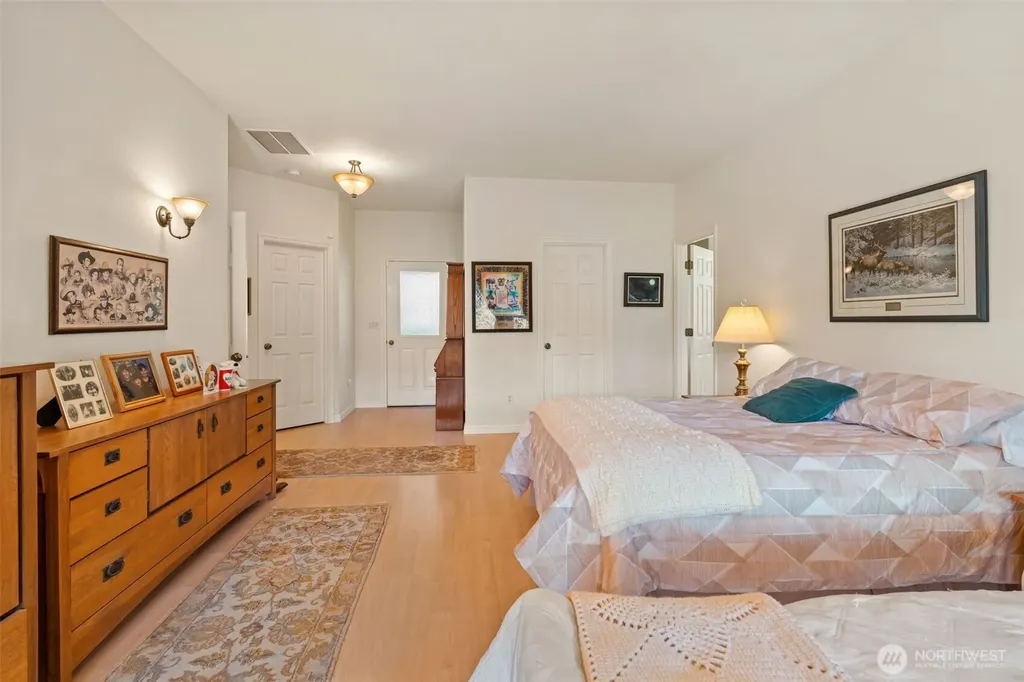 301 Russell Road Winlock WA 98596