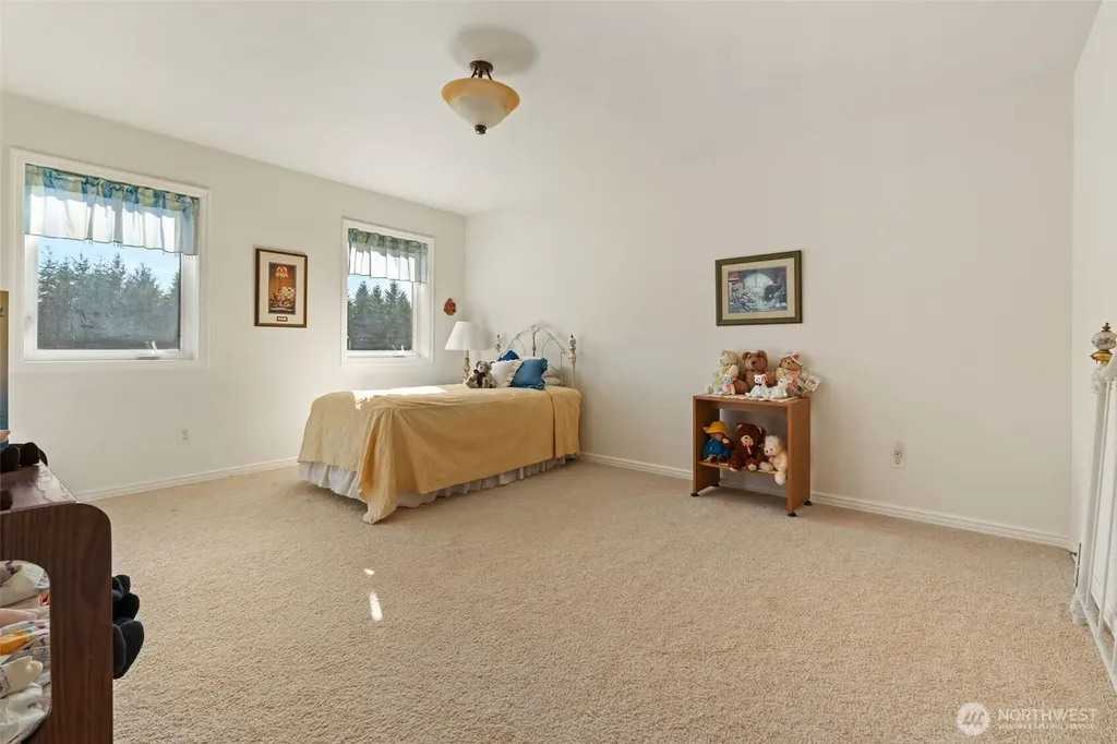 301 Russell Road Winlock WA 98596