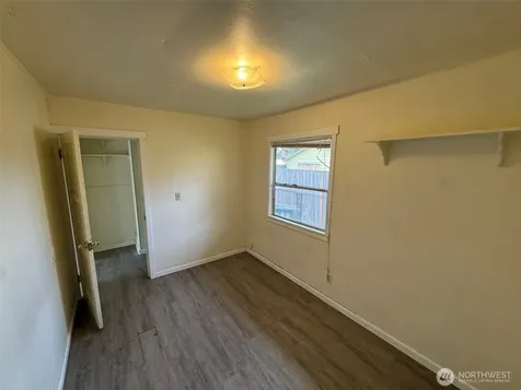 10908 Valley Avenue E Puyallup WA 98372