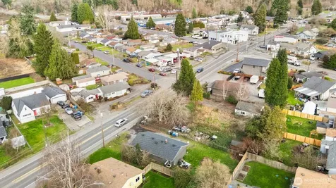 10908 Valley Avenue E Puyallup WA 98372