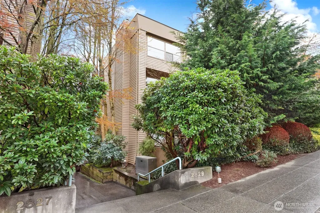 2829 Franklin Avenue E Seattle WA 98102