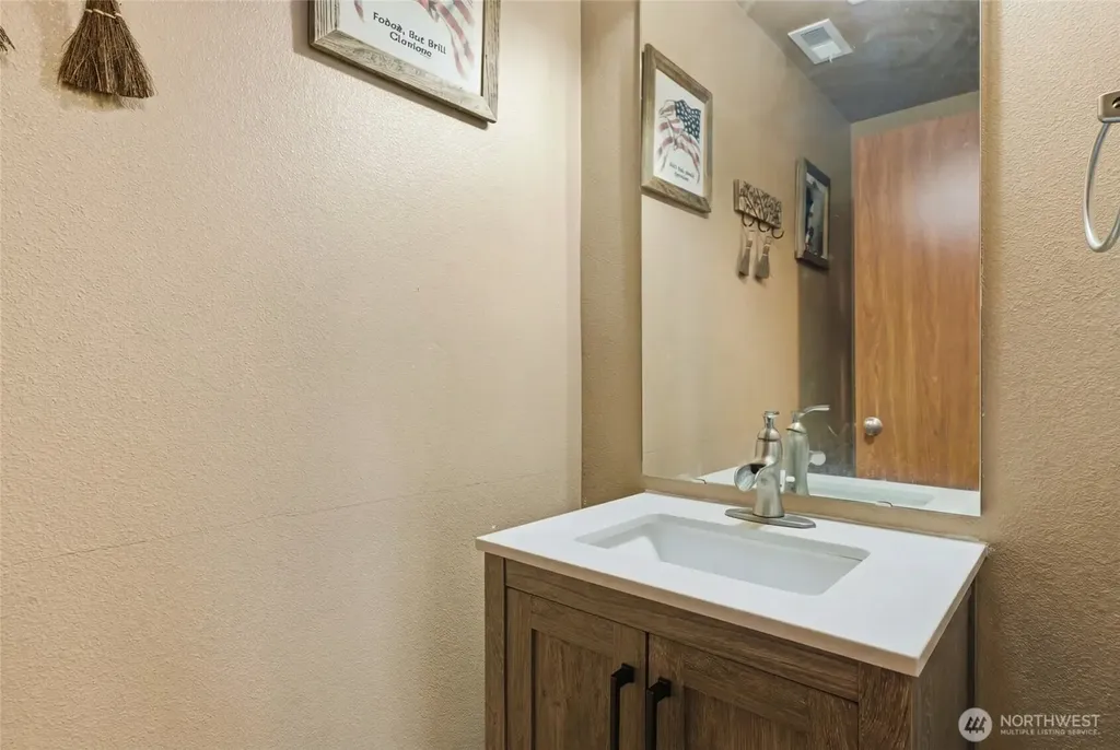14839 99th Way SE Yelm WA 98597