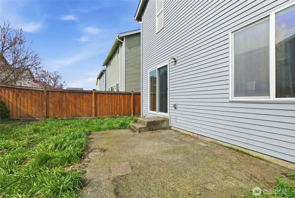14839 99th Way SE Yelm WA 98597