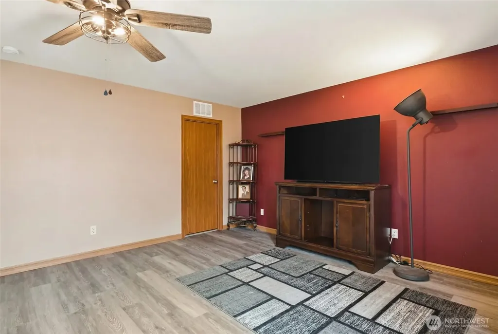 14839 99th Way SE Yelm WA 98597
