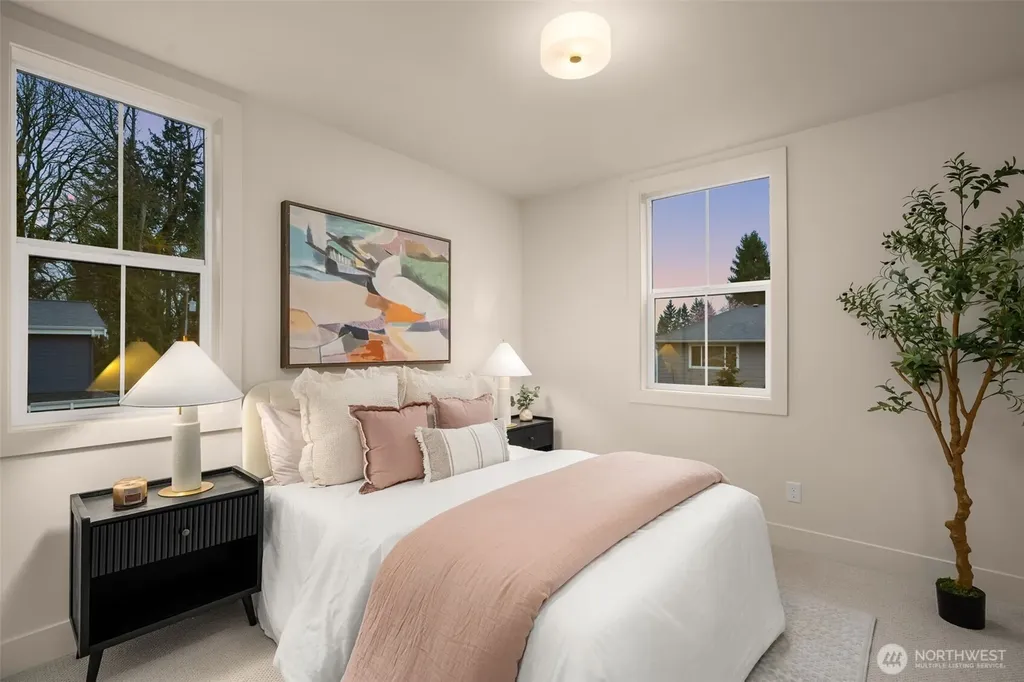 10612 NE 54th Lane Kirkland WA 98033