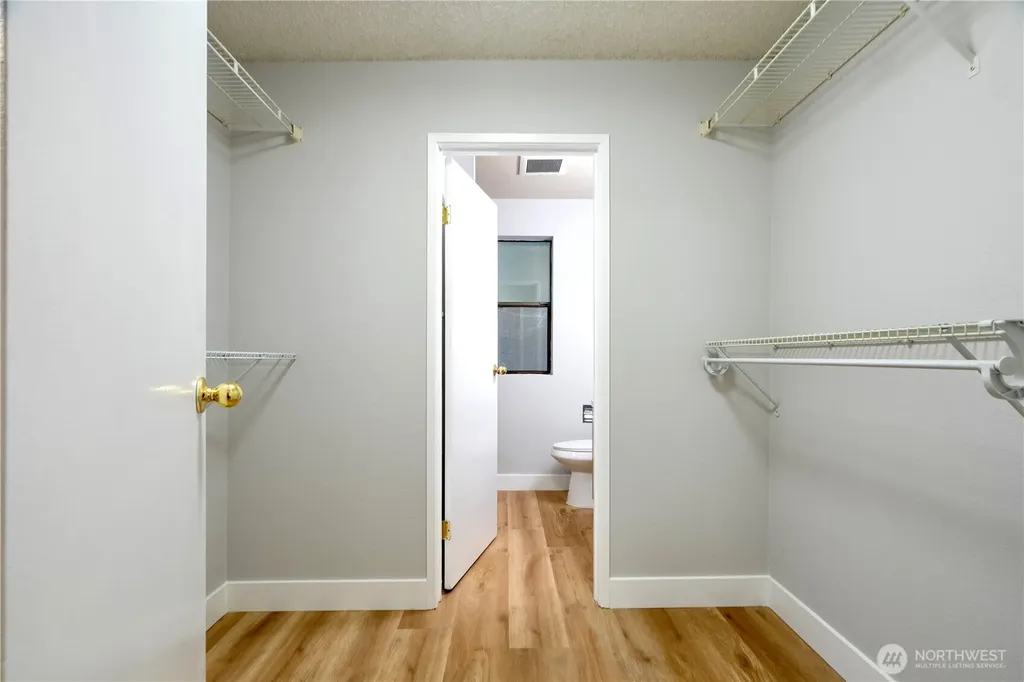 10401 NE 32nd Place Bellevue WA 98004
