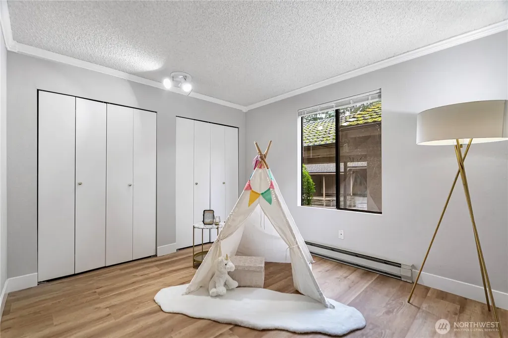 10401 NE 32nd Place Bellevue WA 98004