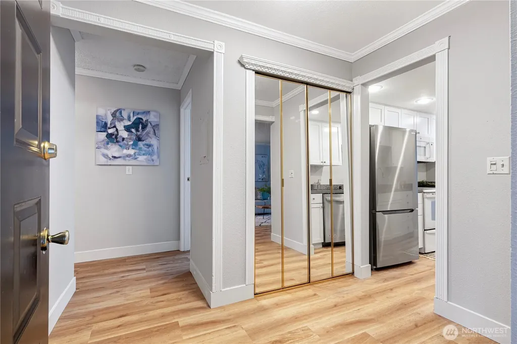 10401 NE 32nd Place Bellevue WA 98004